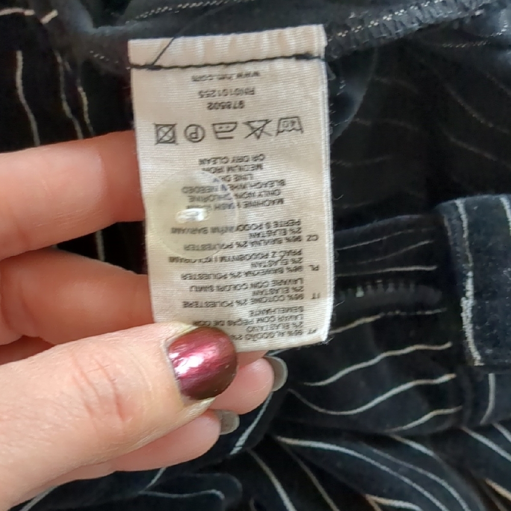 Divided - Black & White Striped Velvet Pants - Sz 6 - Picture 9 of 9